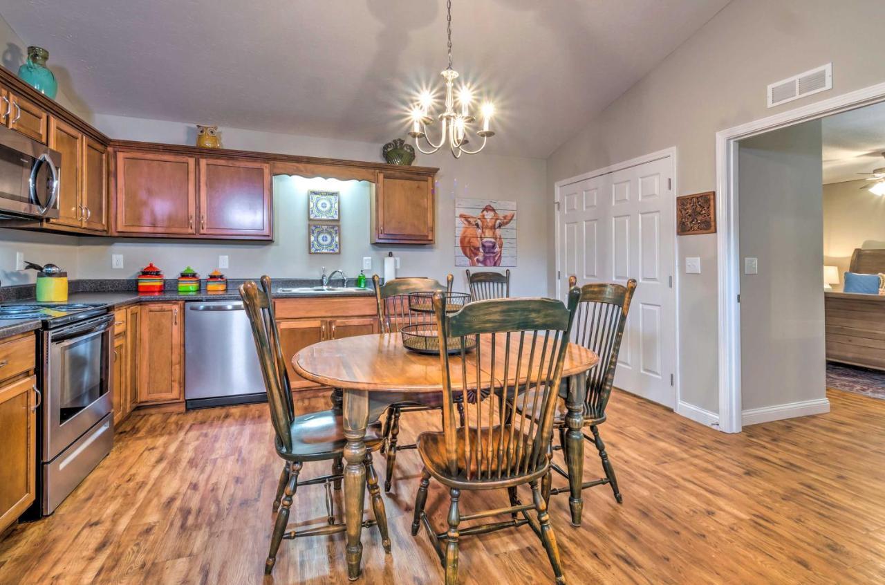 Pet-Friendly Brownsville Retreat With Porch! Sloans Crossing Exteriér fotografie