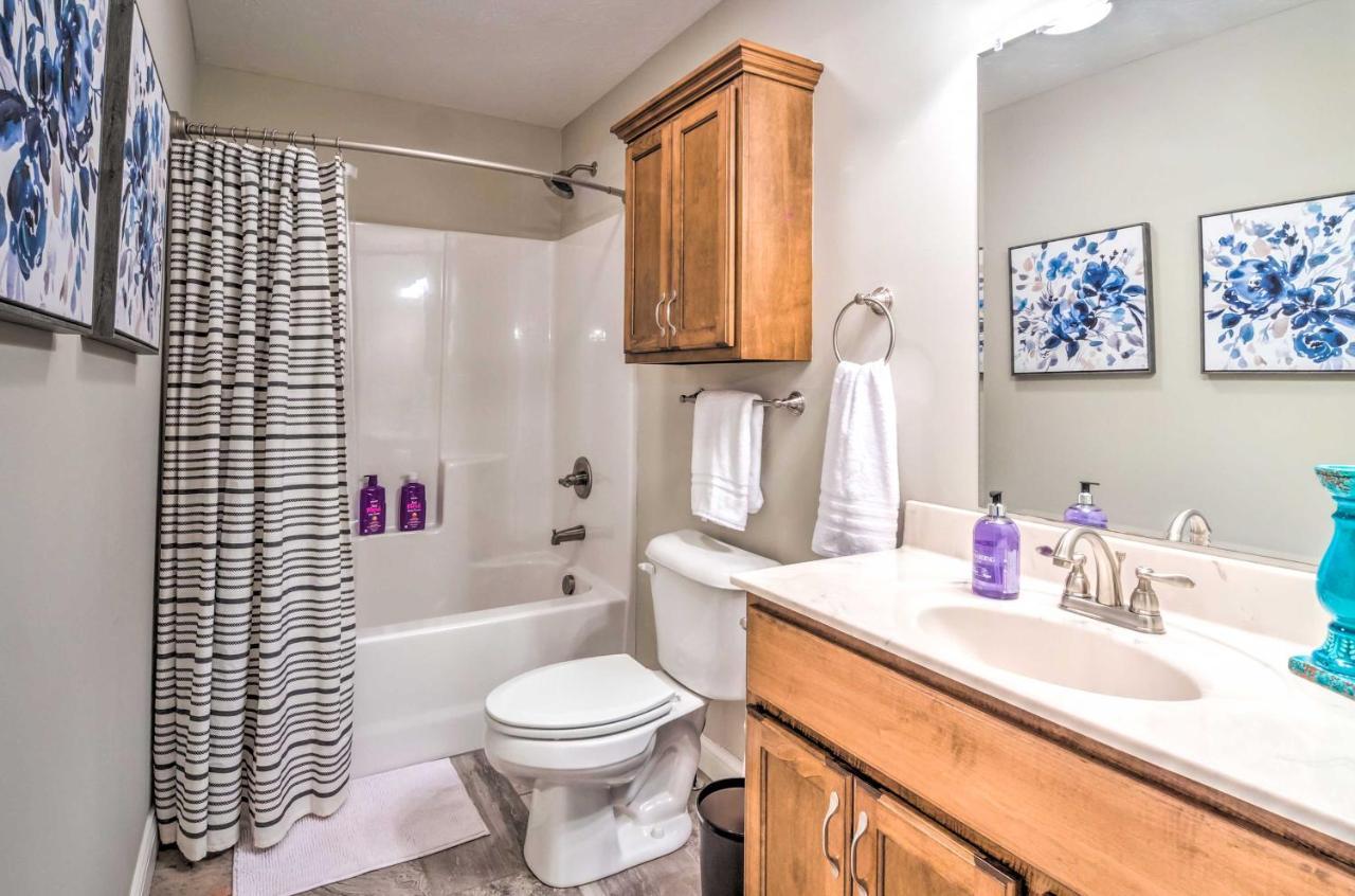 Pet-Friendly Brownsville Retreat With Porch! Sloans Crossing Exteriér fotografie
